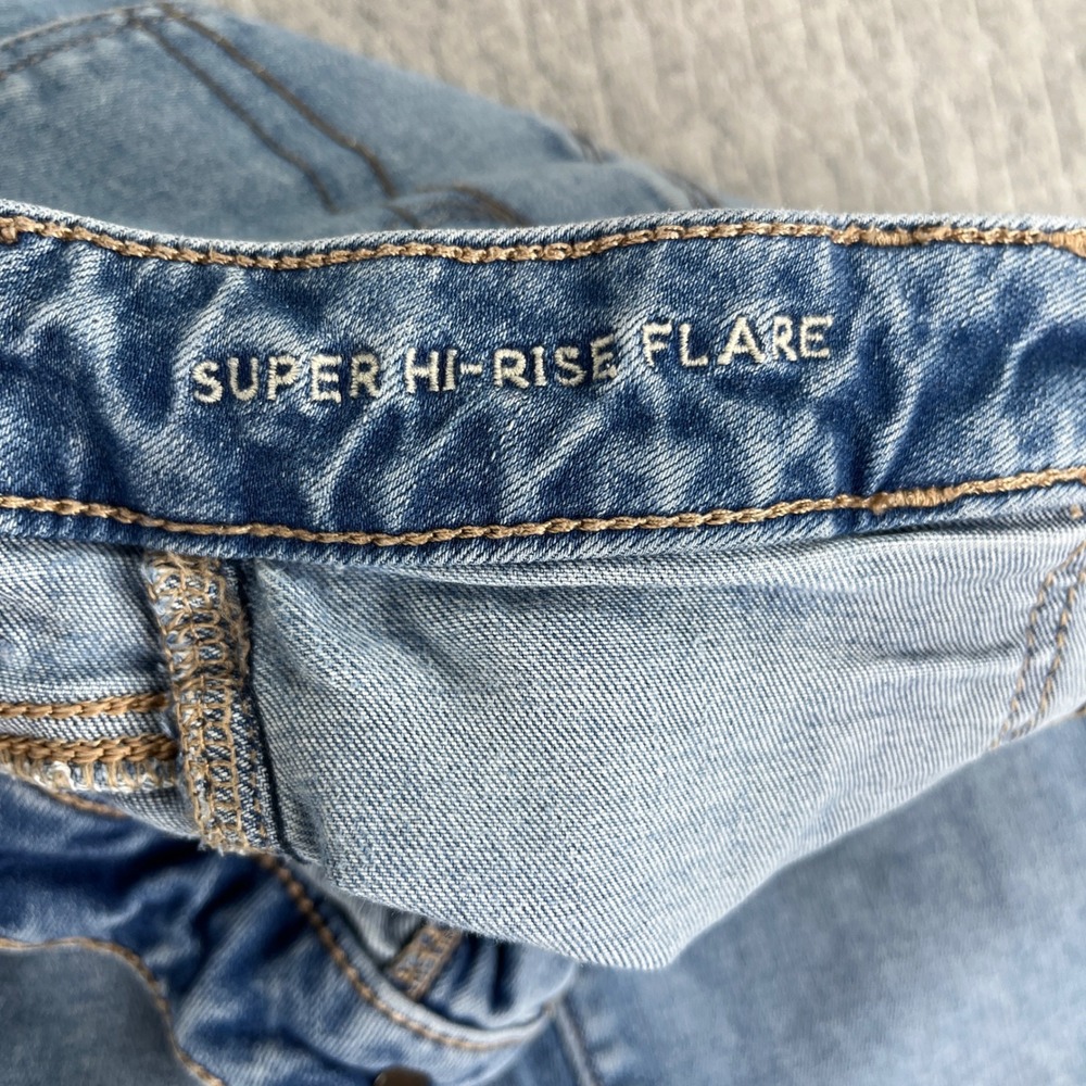 American Eagle Bootcut Flare Jeans Women 4/25x30 Blue Hi-Rise Stretch light wash - Picture 2 of 13